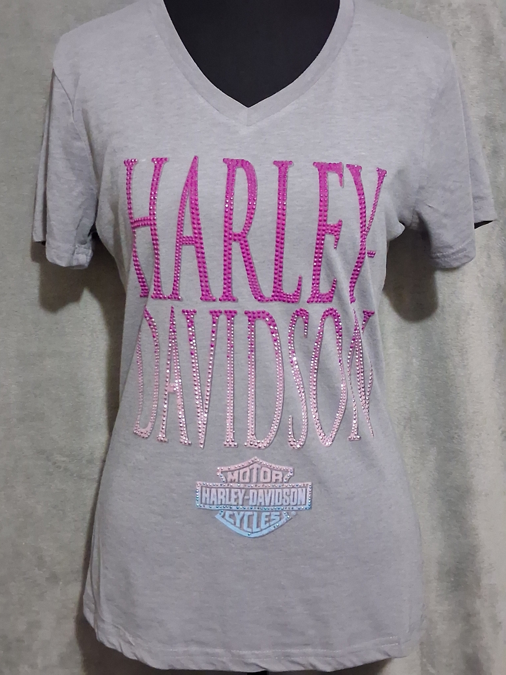 Harley-Davidson Womens M Gray V-Neck Tee Pink Silver Studded Nassau Bahamas